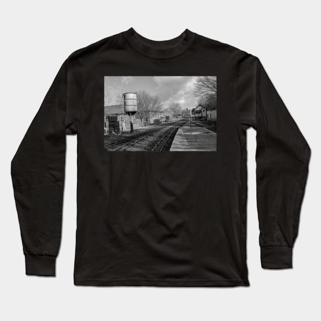 The Bure Valley Railway line, Norfolk Long Sleeve T-Shirt by yackers1